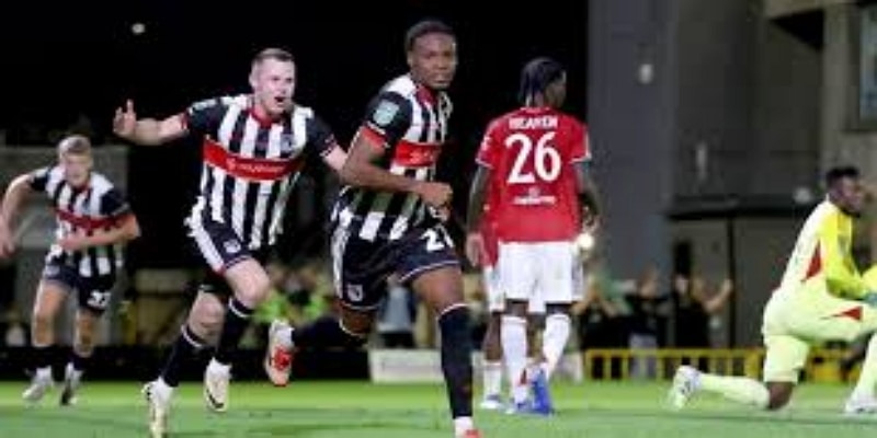 战术与球员表现深度剖析-球速体育